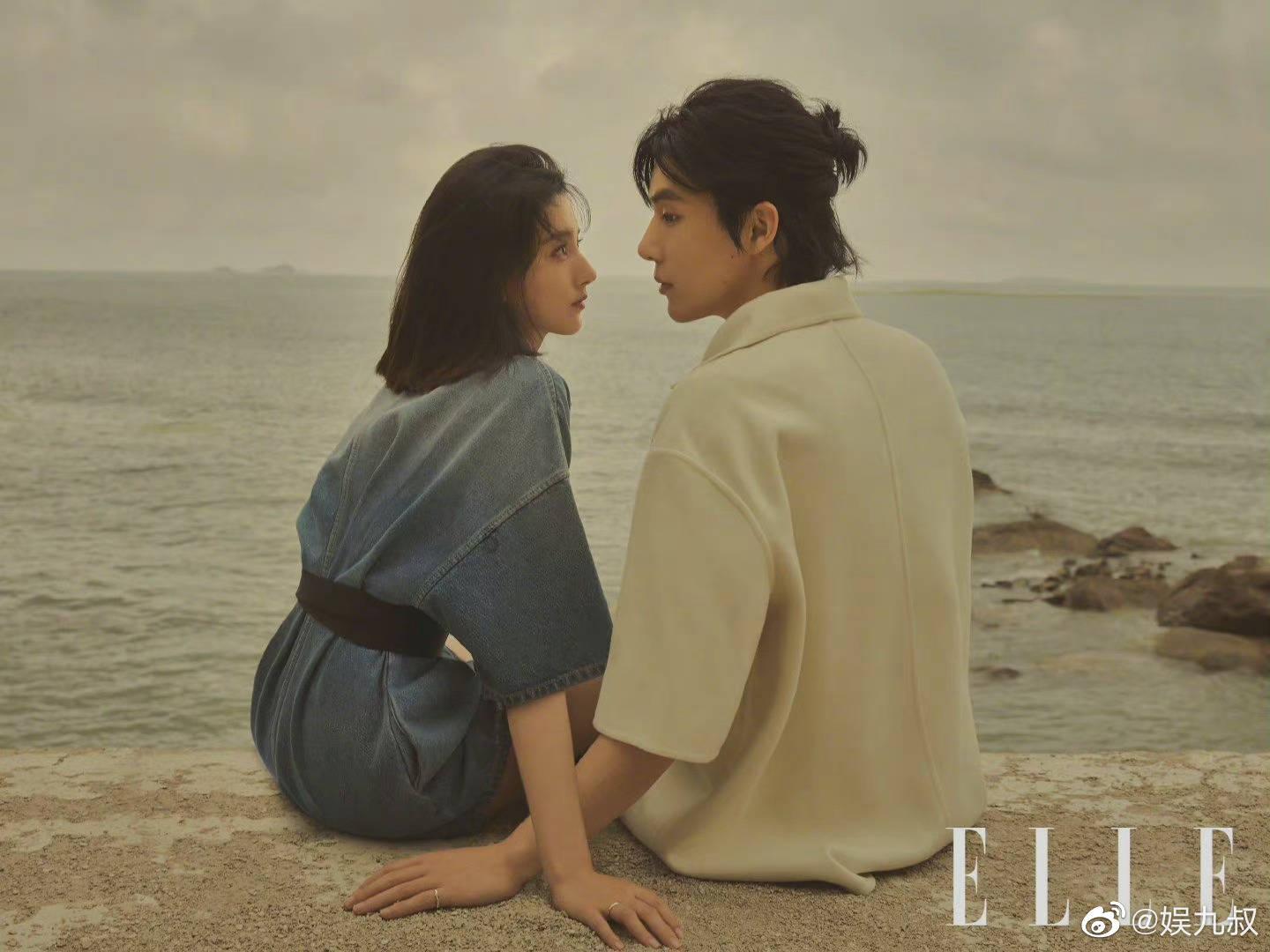 晚上女生发“天气就是心情”朋友圈说说，该怎么去和女生开头聊？